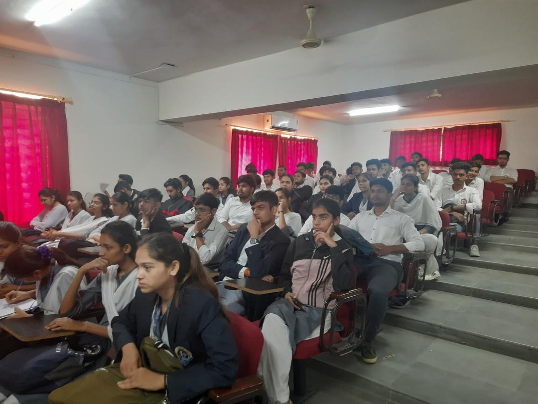 Chameli Devi College 19
