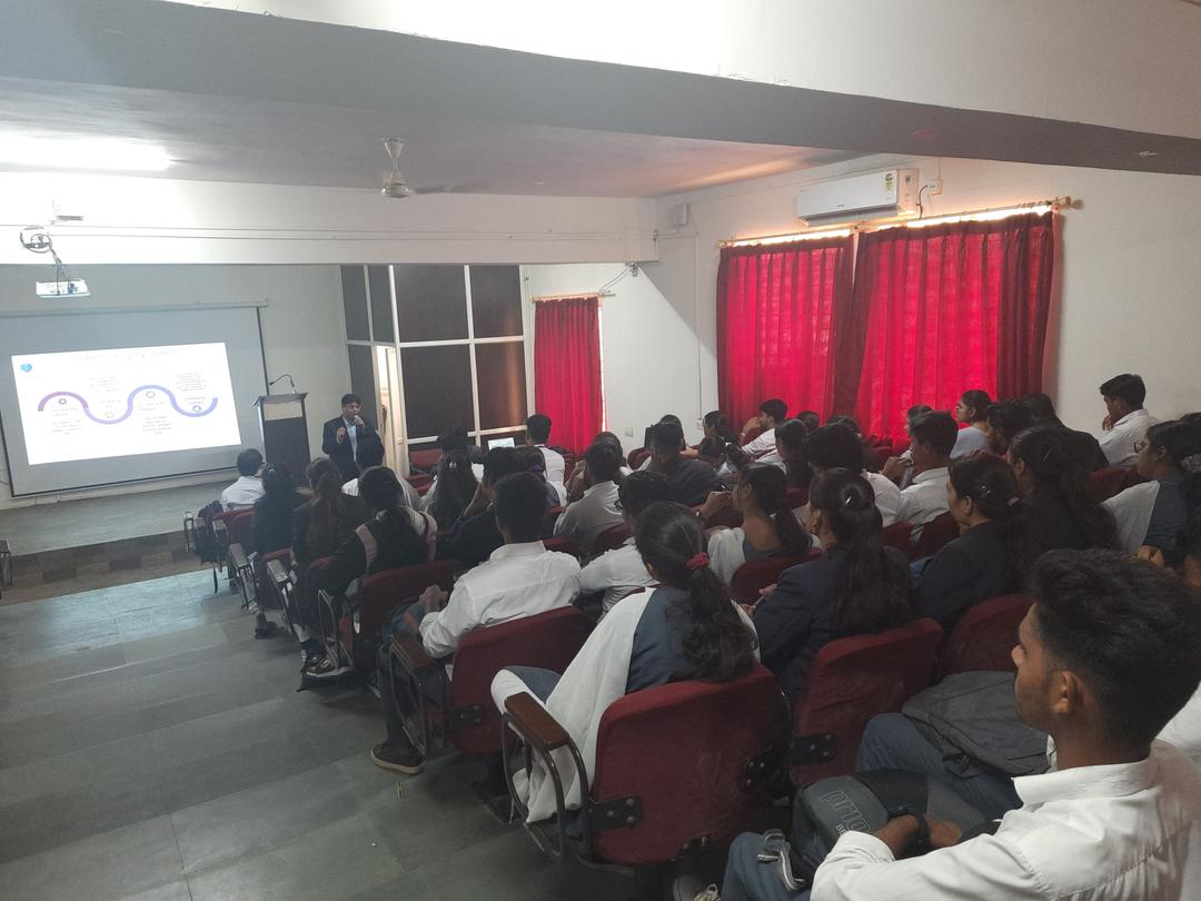 Chameli Devi College 17