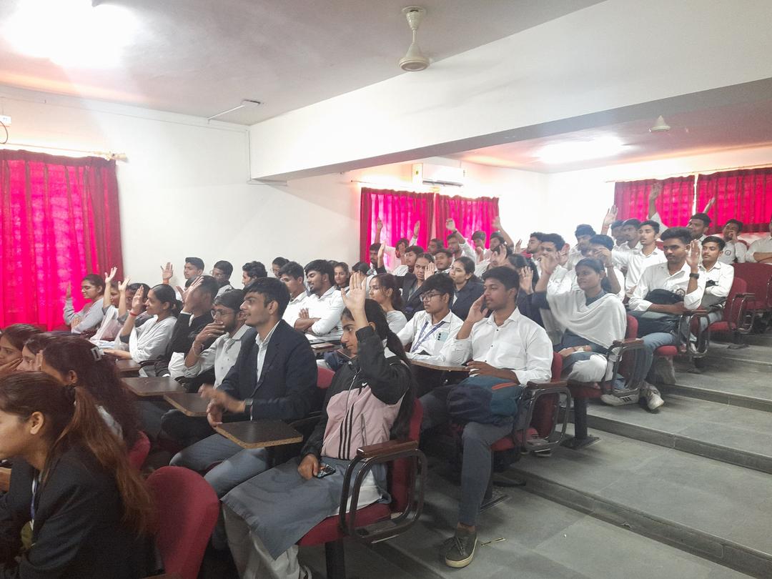 Chameli Devi College 12