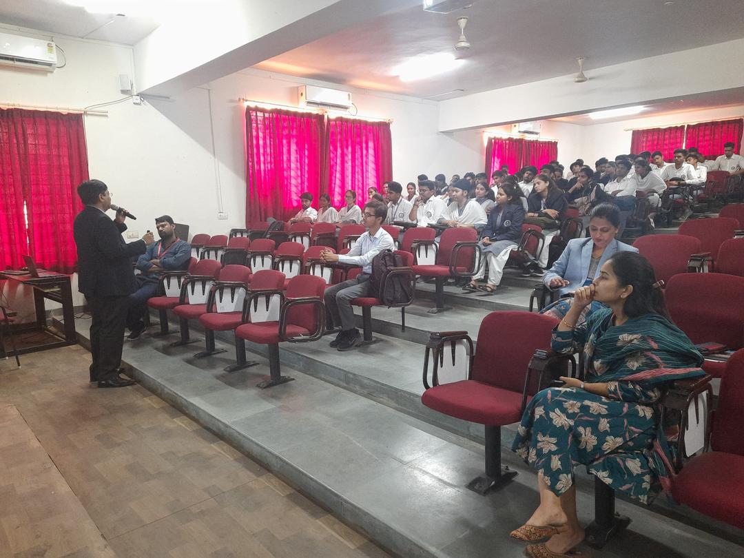 Chameli Devi College 11